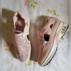 Women's Orthopedic Sneakers